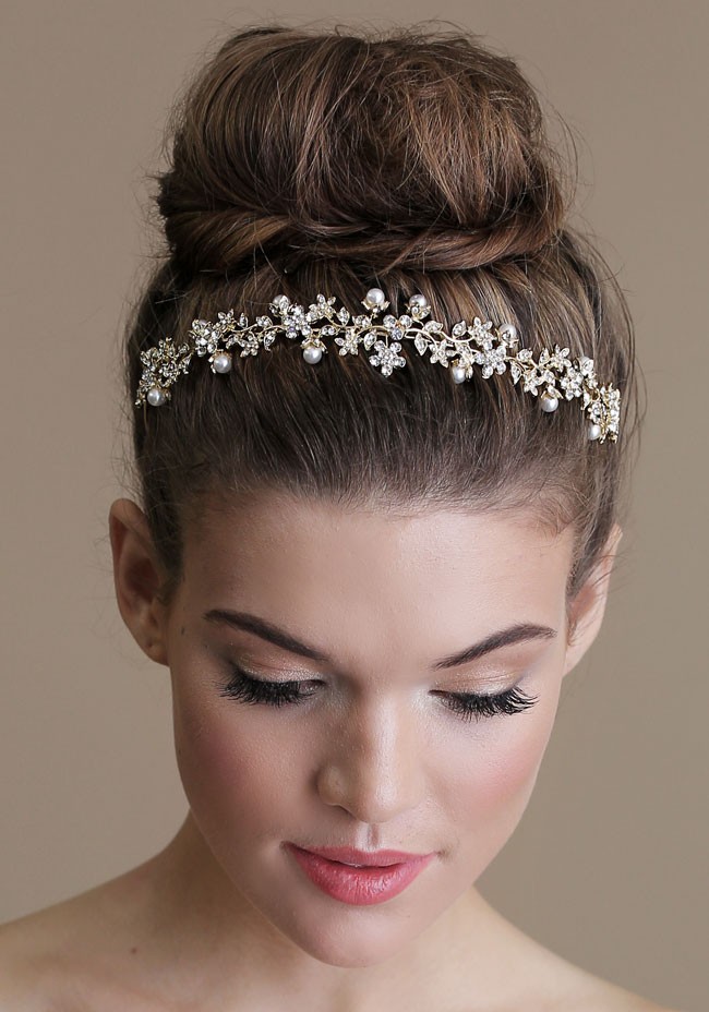 {Bridal Hair} 25 Wedding Upstyles and Updos