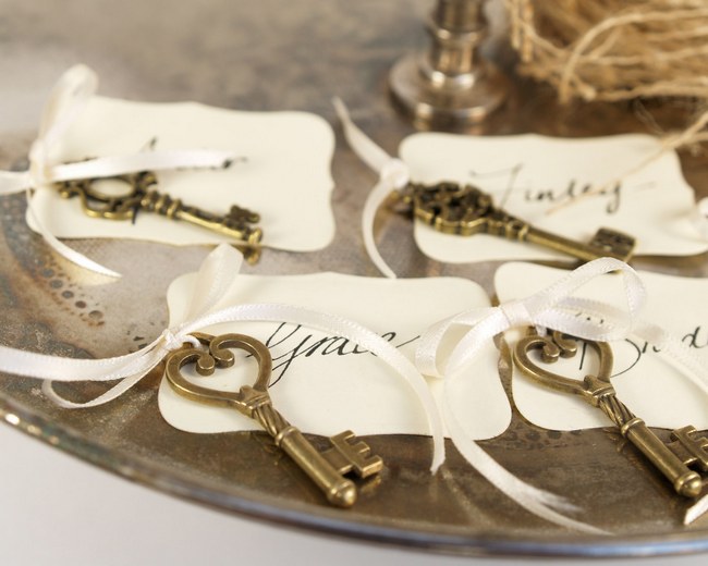 Lovely 60 Unique Table Card Ideas