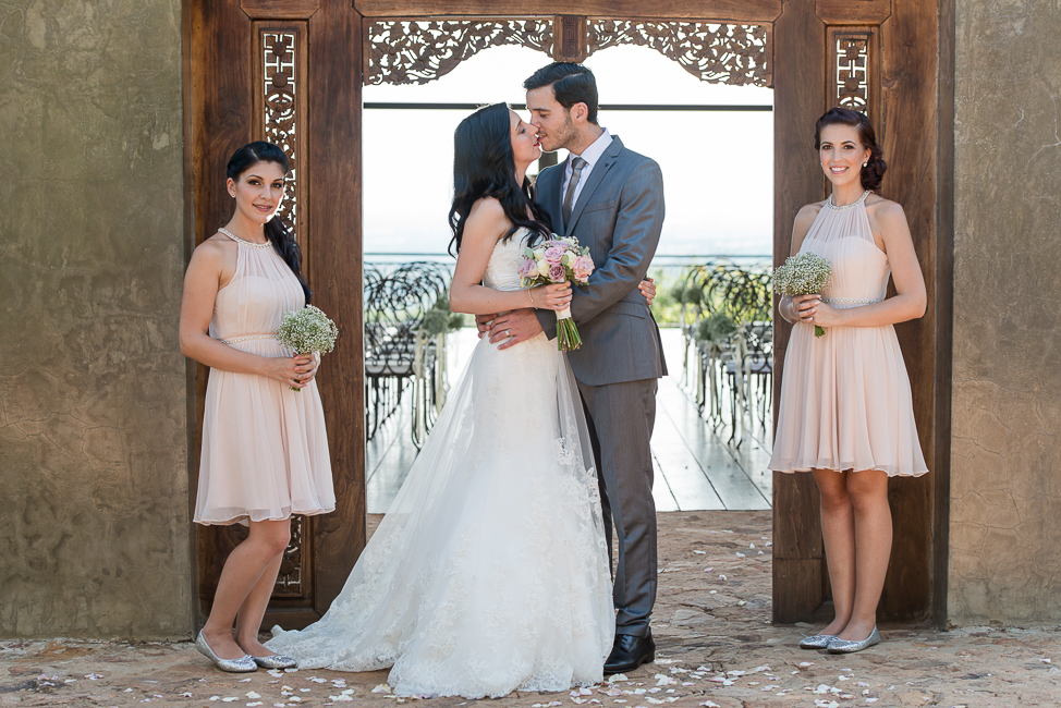 Super Romantic Smooch! | Dusty Pink & Violet Wedding at the Red Ivory Lodge by Lightburst Photography - As seen on ConfettiDaydreams.com