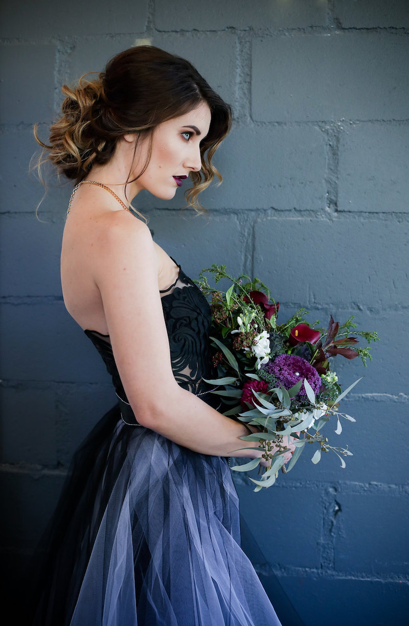 Striking Purple Black   Gold Wedding Decor Ideas