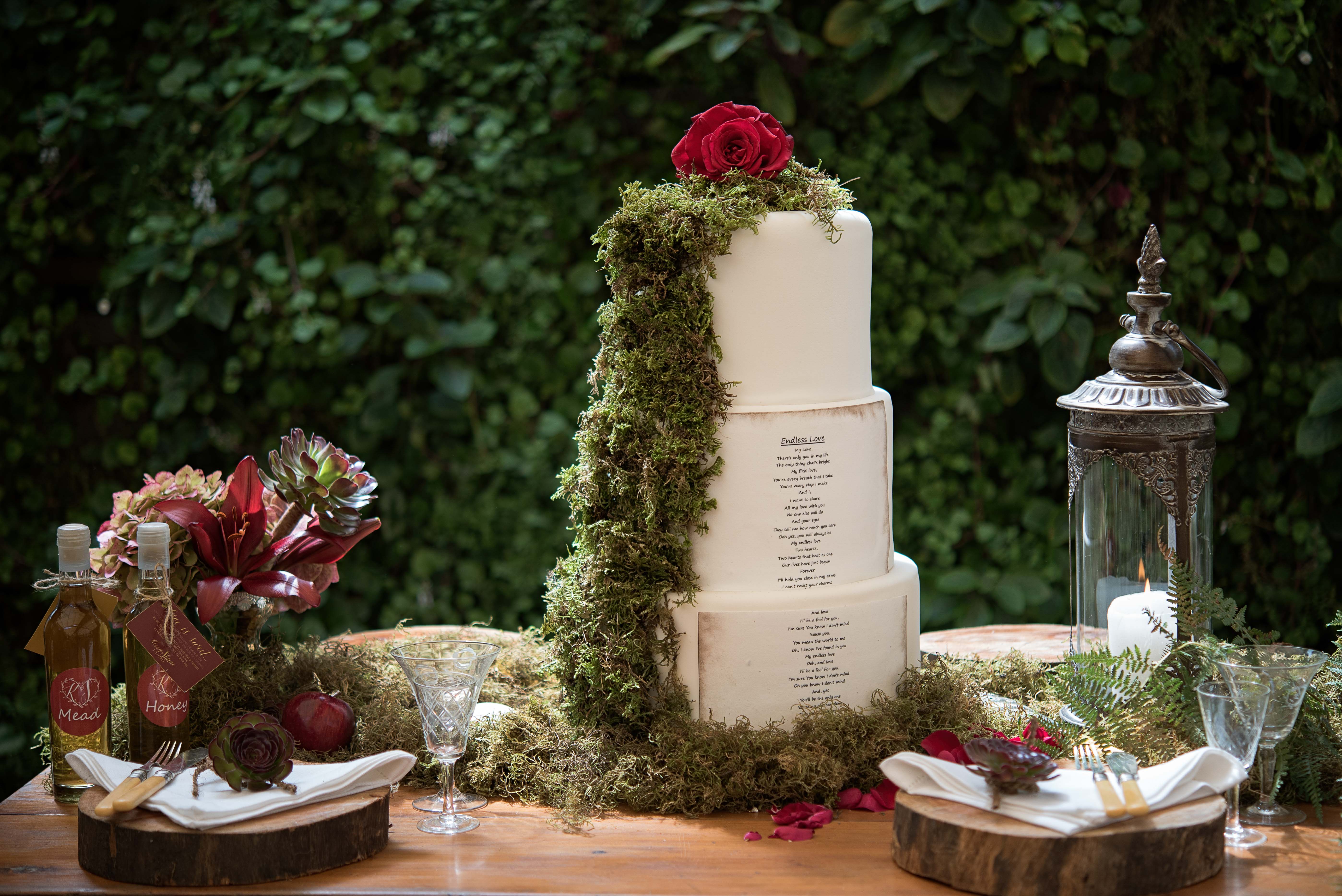 Rustic Woodlands Forest Wedding Ideas for Fairy Queens 