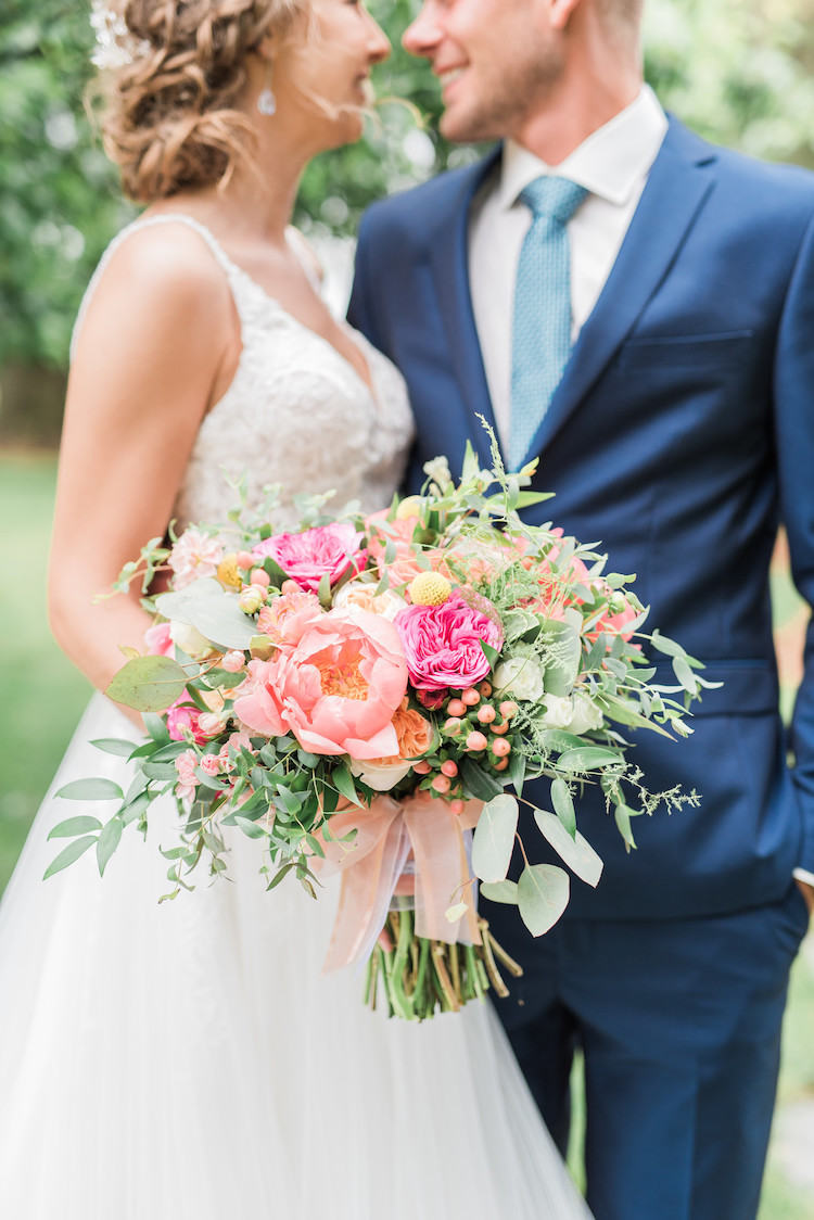 20+ Most Gorgeous Peony Wedding Bouquets Ever!