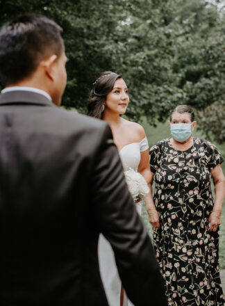 Romantic Central Park Micro Wedding 