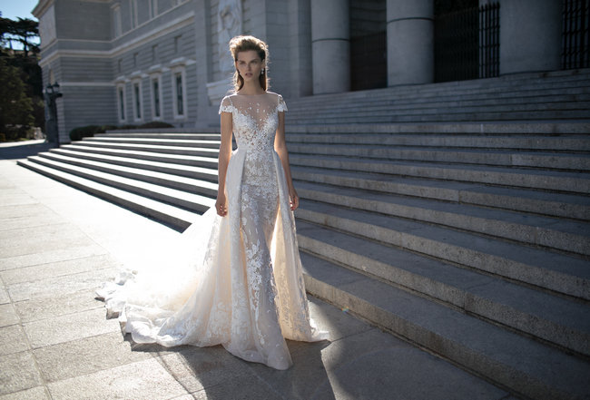 World Exclusive Sneak Preview: Berta 2016 Collection