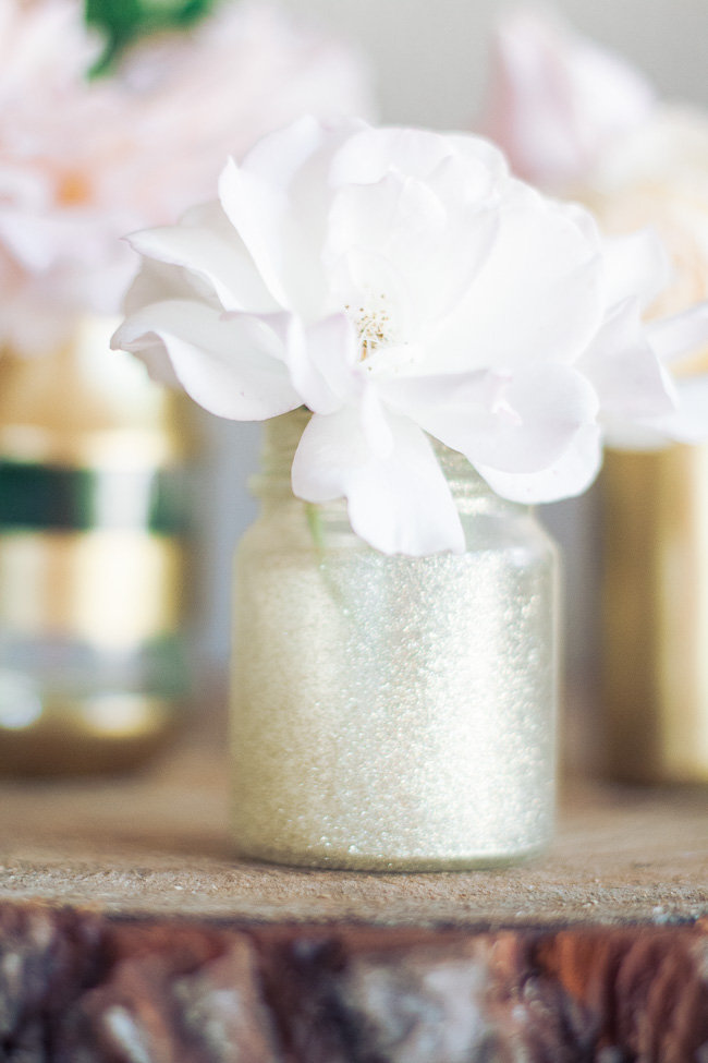 DIY Gold and Glitter Vases Tutorial